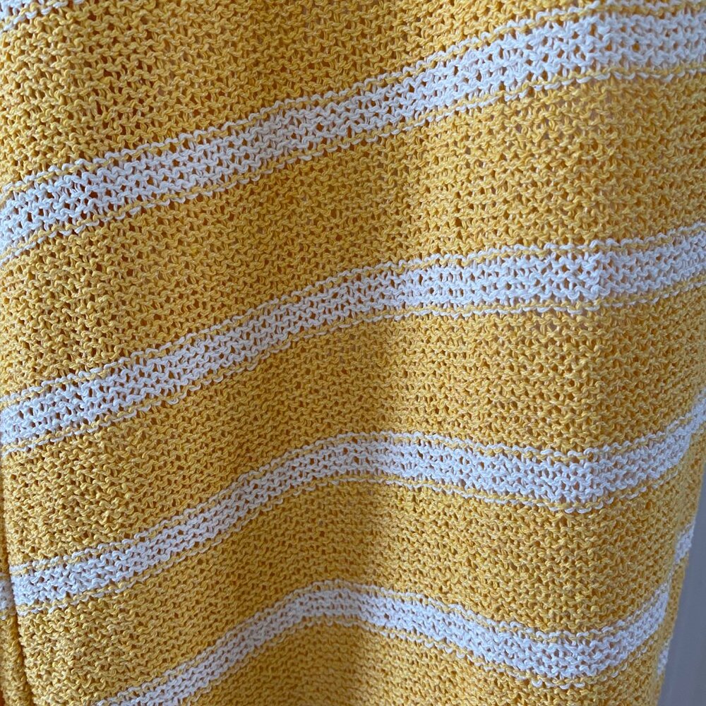 #47 - Zara yellow and white 2 piece lounge wear set with tags - Picture 6 of 12